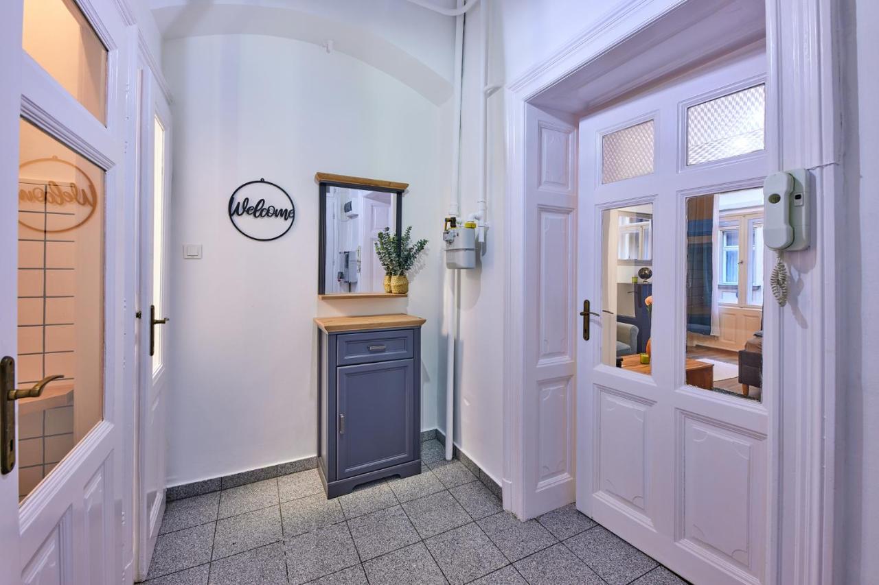 Apartament Uhu's Golden Soho *