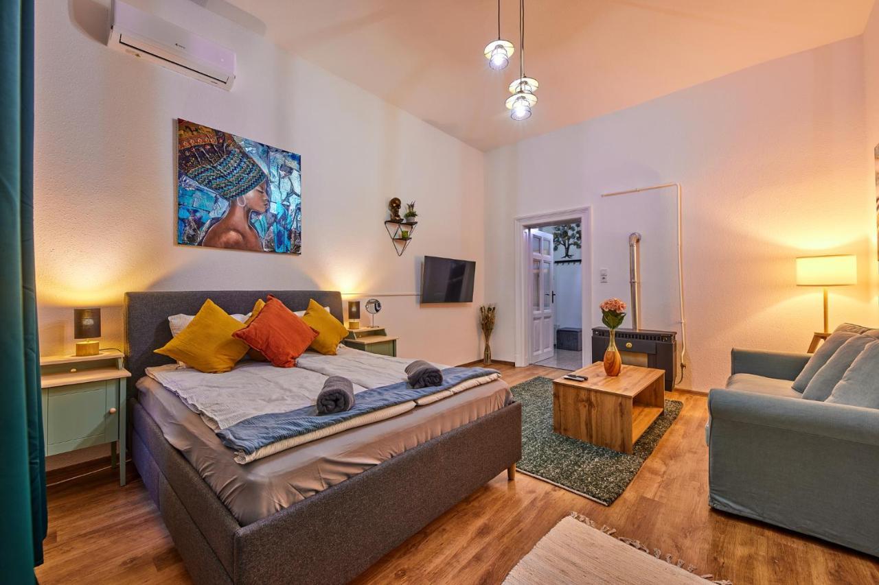Apartament Uhu's Golden Soho